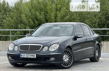 Седан Mercedes-Benz E-Class 2004 в Києві