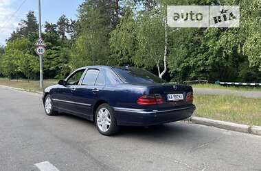 Седан Mercedes-Benz E-Class 2000 в Києві