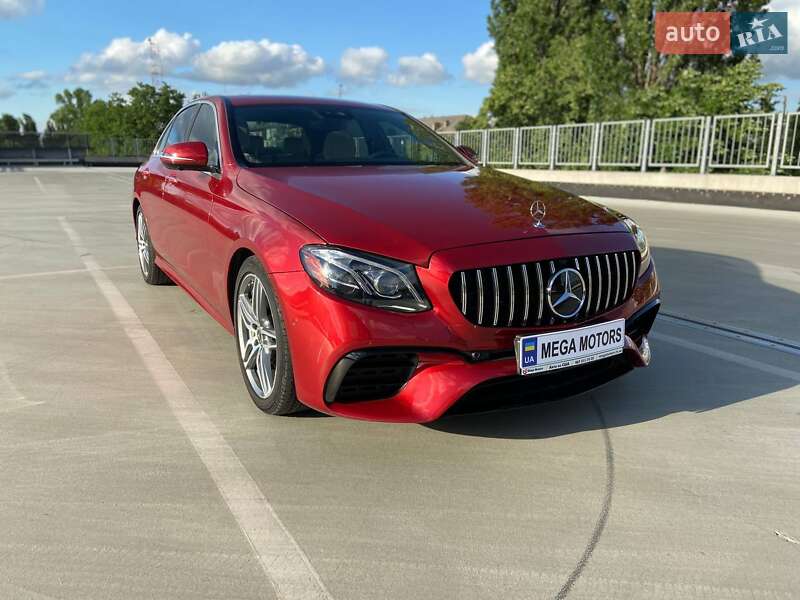 Седан Mercedes-Benz E-Class 2018 в Києві