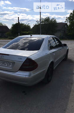 Седан Mercedes-Benz E-Class 2002 в Волочиске