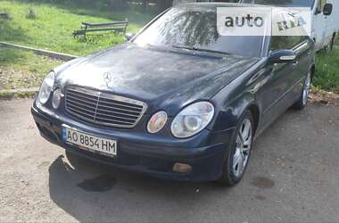 Седан Mercedes-Benz E-Class 2002 в Ужгороді