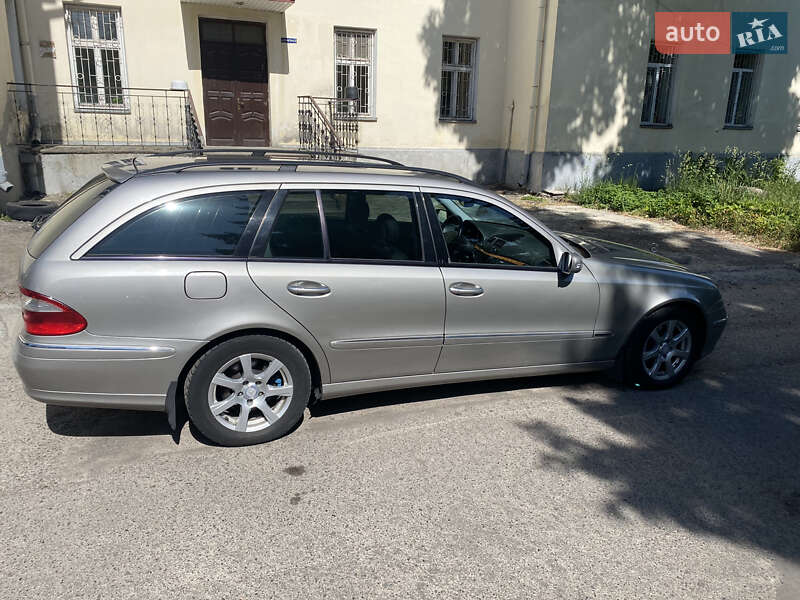 Универсал Mercedes-Benz E-Class 2003 в Львове