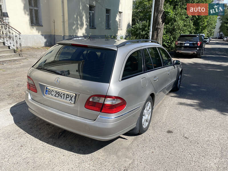 Универсал Mercedes-Benz E-Class 2003 в Львове