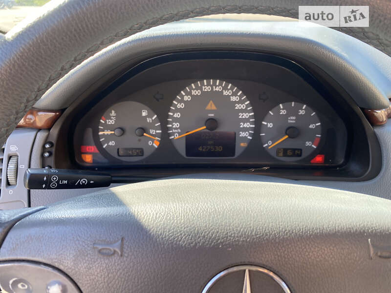 Универсал Mercedes-Benz E-Class 2001 в Киеве
