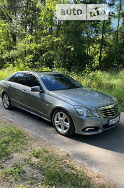 Седан Mercedes-Benz E-Class 2010 в Ковелі