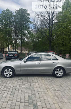 Седан Mercedes-Benz E-Class 2004 в Володимирці