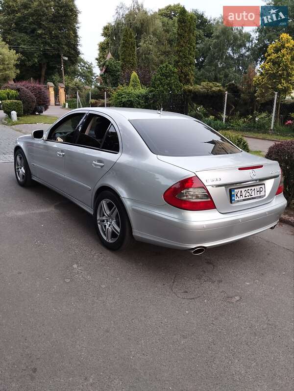 Седан Mercedes-Benz E-Class 2006 в Києві