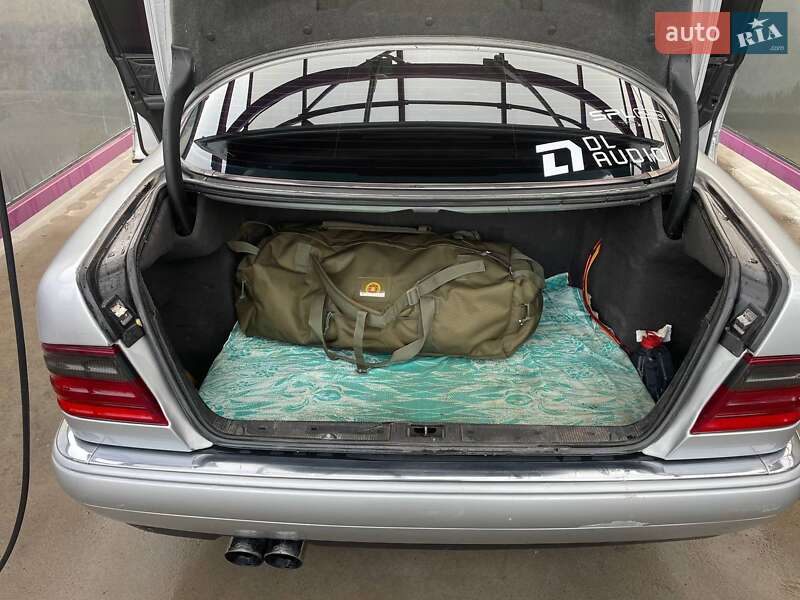 Седан Mercedes-Benz E-Class 1998 в Киеве фото 10 Седан Mercedes-Benz E-Class 1998 в Киеве