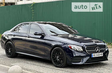 Седан Mercedes-Benz E-Class 2016 в Киеве