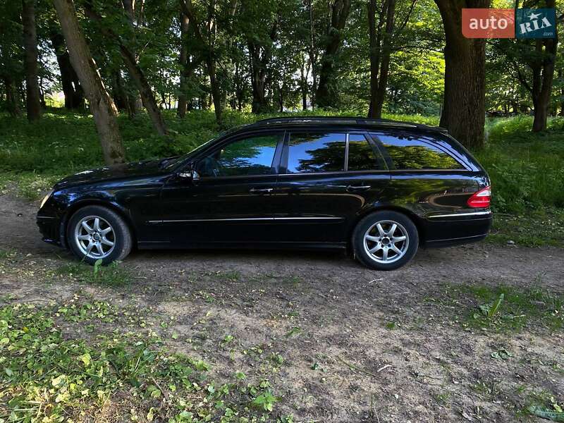 Mercedes-Benz E-Class 2005