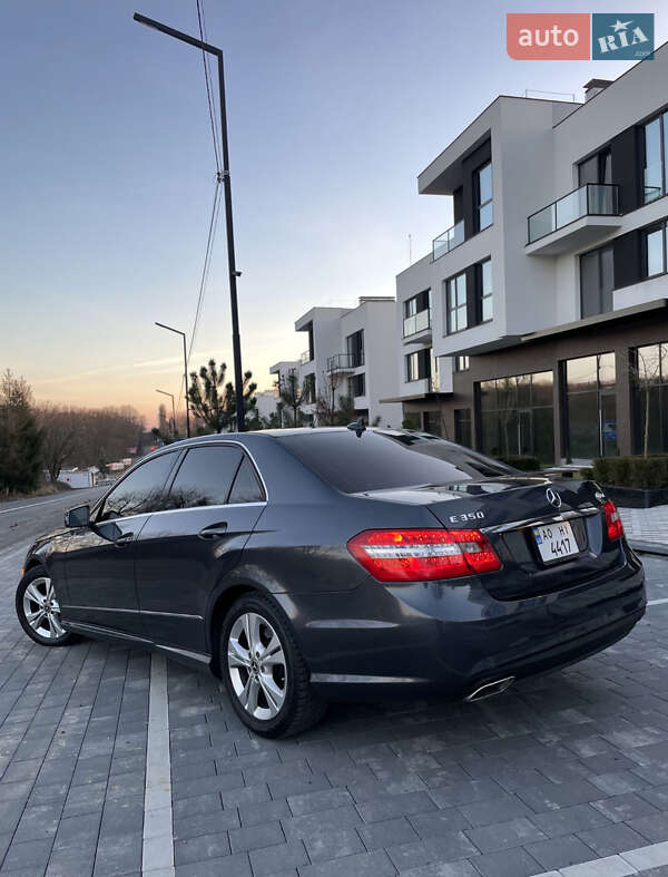 Седан Mercedes-Benz E-Class 2010 в Ужгороде