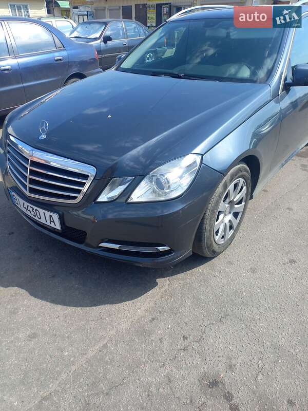 Універсал Mercedes-Benz E-Class 2013 в Кременчуці