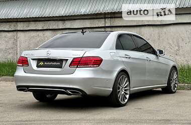 Седан Mercedes-Benz E-Class 2014 в Киеве