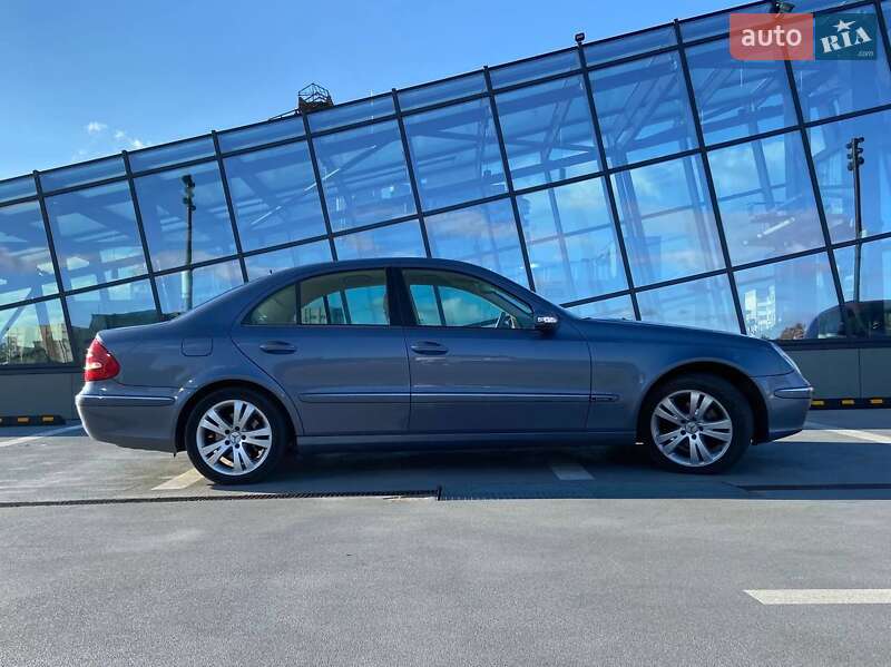Седан Mercedes-Benz E-Class 2004 в Киеве фото 8 Седан Mercedes-Benz E-Class 2004 в Киеве