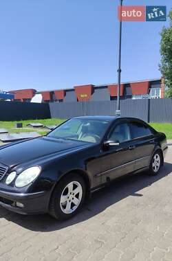 Седан Mercedes-Benz E-Class 2004 в Чернігові