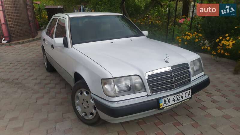 Седан Mercedes-Benz E-Class 1992 в Новой Водолаге