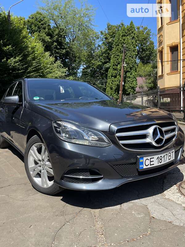 Седан Mercedes-Benz E-Class 2013 в Чернівцях