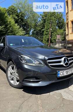 Седан Mercedes-Benz E-Class 2013 в Чернівцях