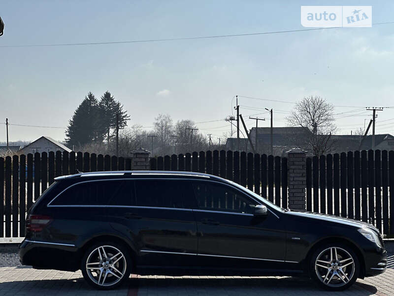 Універсал Mercedes-Benz E-Class 2011 в Старокостянтинові