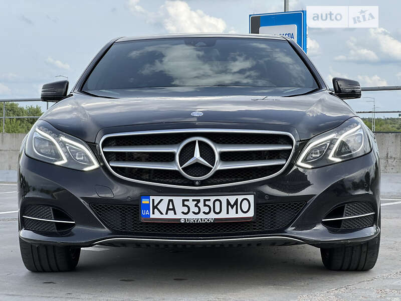 Седан Mercedes-Benz E-Class 2015 в Киеве