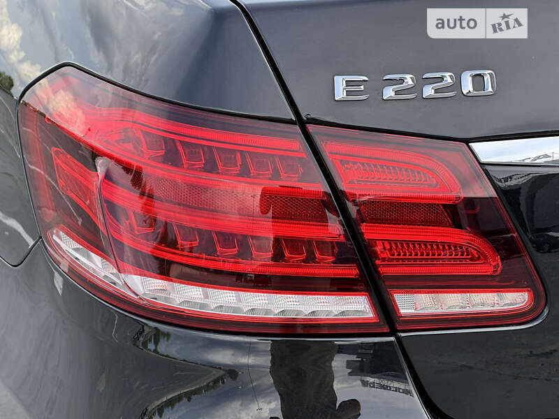 Седан Mercedes-Benz E-Class 2015 в Киеве