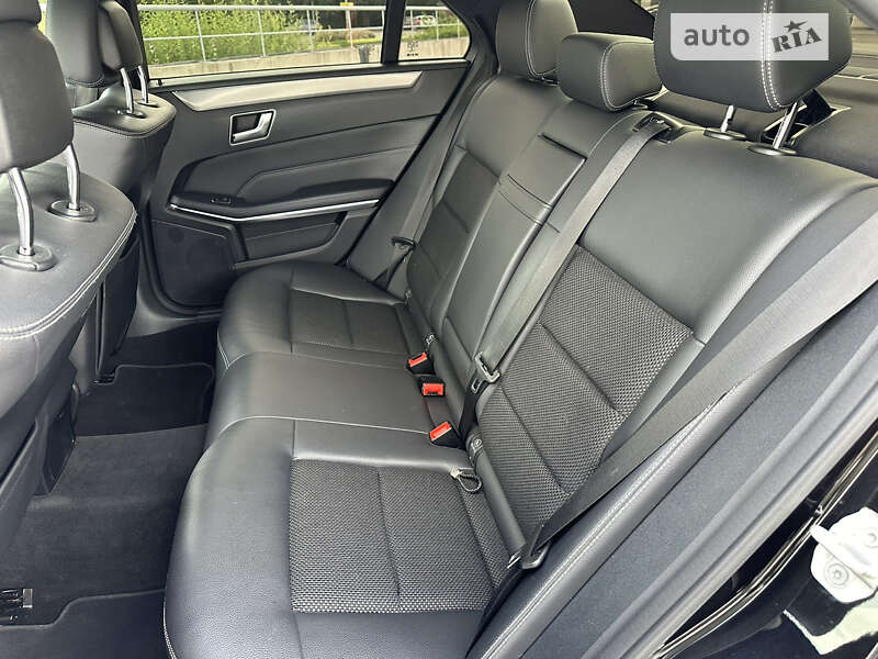 Седан Mercedes-Benz E-Class 2015 в Киеве