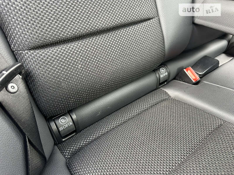 Седан Mercedes-Benz E-Class 2015 в Киеве