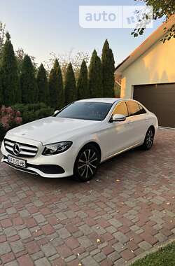 Седан Mercedes-Benz E-Class 2018 в Киеве