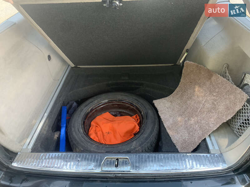 Універсал Mercedes-Benz E-Class 2004 в Помічній