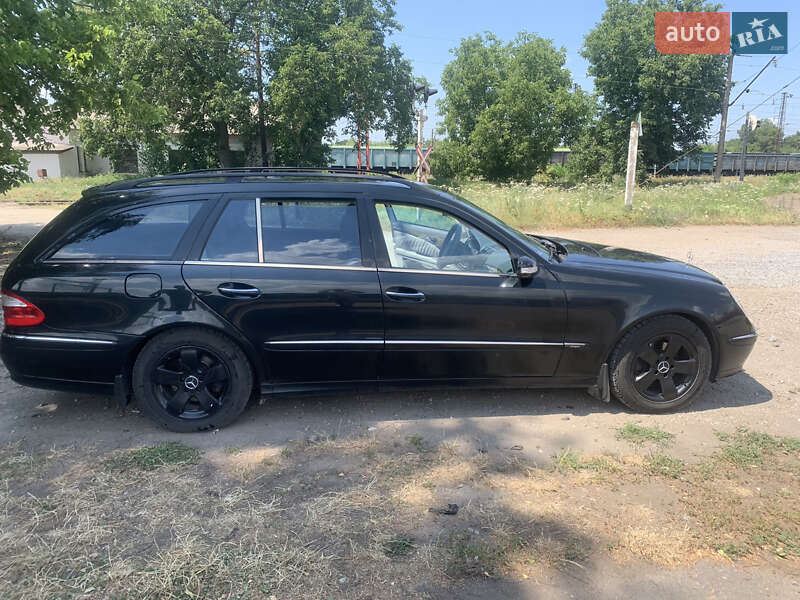 Універсал Mercedes-Benz E-Class 2004 в Помічній