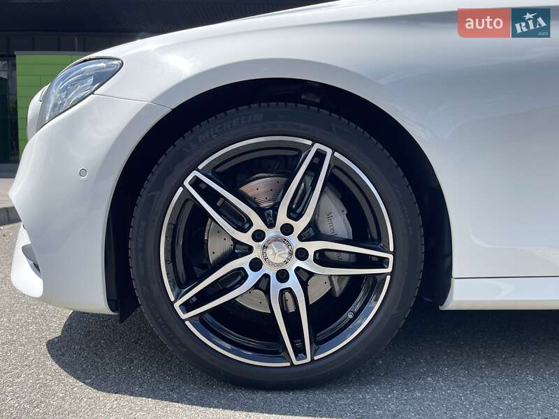 Седан Mercedes-Benz E-Class 2017 в Киеве