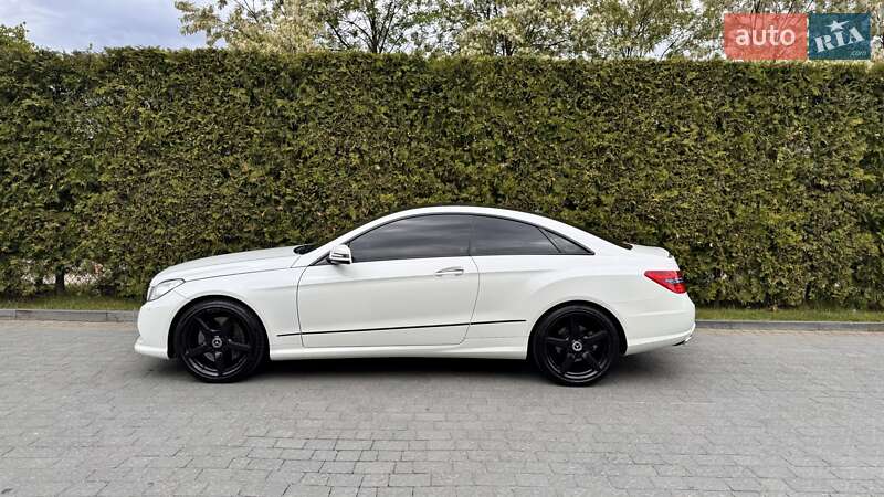 Mercedes-Benz E-Class 2012