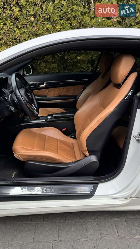 Купе Mercedes-Benz E-Class 2012 в Львове