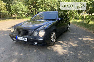 Седан Mercedes-Benz E-Class 2000 в Хоролі