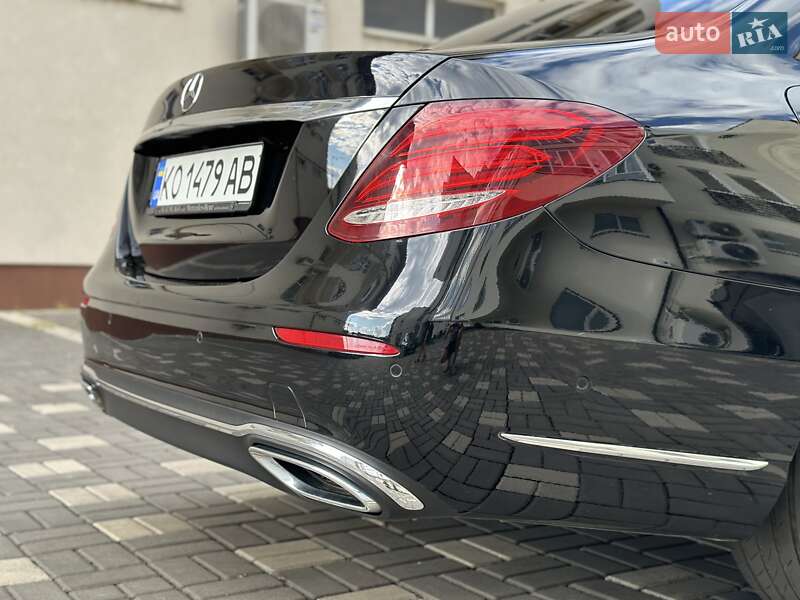 Седан Mercedes-Benz E-Class 2018 в Сваляві