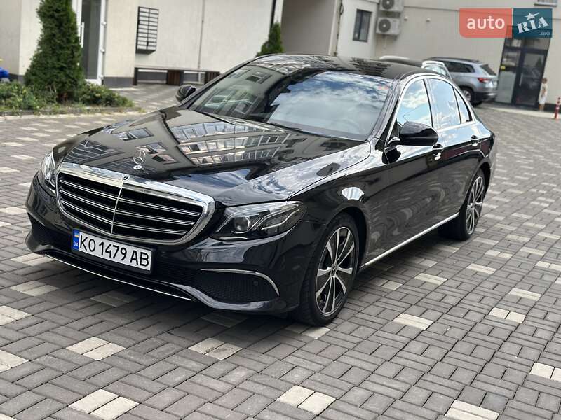 Седан Mercedes-Benz E-Class 2018 в Сваляві