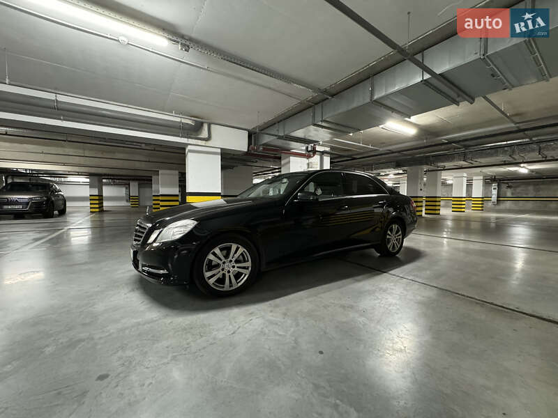 Седан Mercedes-Benz E-Class 2012 в Вінниці