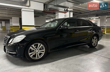 Седан Mercedes-Benz E-Class 2012 в 