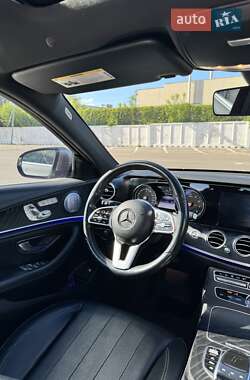 Седан Mercedes-Benz E-Class 2018 в 