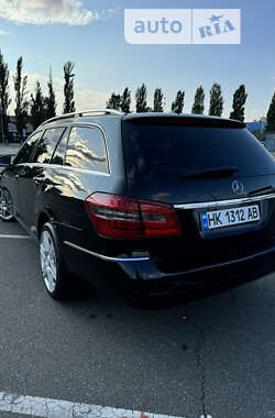 Універсал Mercedes-Benz E-Class 2012 в Києві