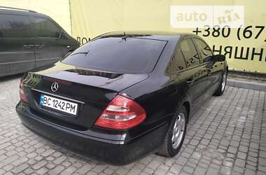 Седан Mercedes-Benz E-Class 2003 в Львове