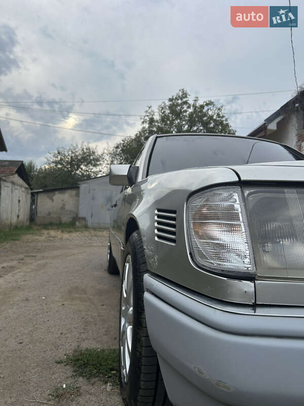 Седан Mercedes-Benz E-Class 1995 в Иршаве фото 5 Седан Mercedes-Benz E-Class 1995 в Иршаве