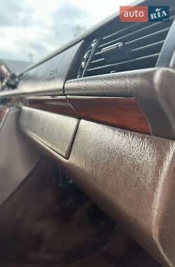 Седан Mercedes-Benz E-Class 1995 в 