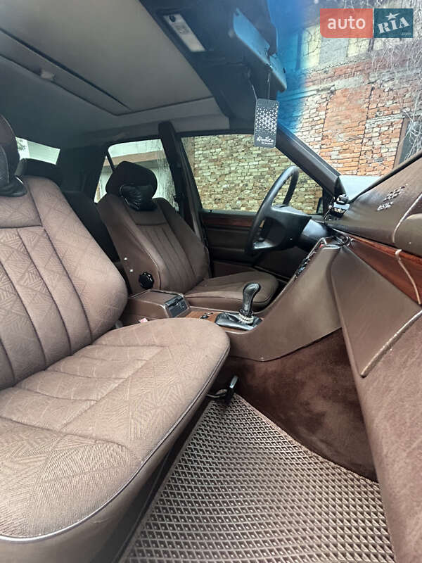 Седан Mercedes-Benz E-Class 1995 в Иршаве фото 41 Седан Mercedes-Benz E-Class 1995 в Иршаве