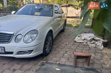 Седан Mercedes-Benz E-Class 2008 в Рівному