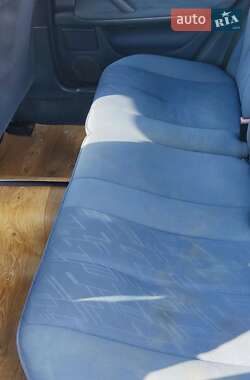 Универсал Mercedes-Benz E-Class 2000 в 