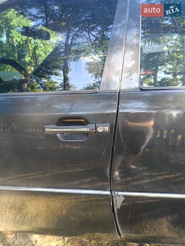 Седан Mercedes-Benz E-Class 1994 в Народичах