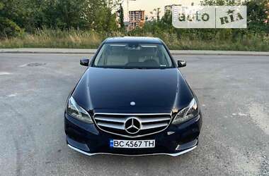 Седан Mercedes-Benz E-Class 2013 в Львове