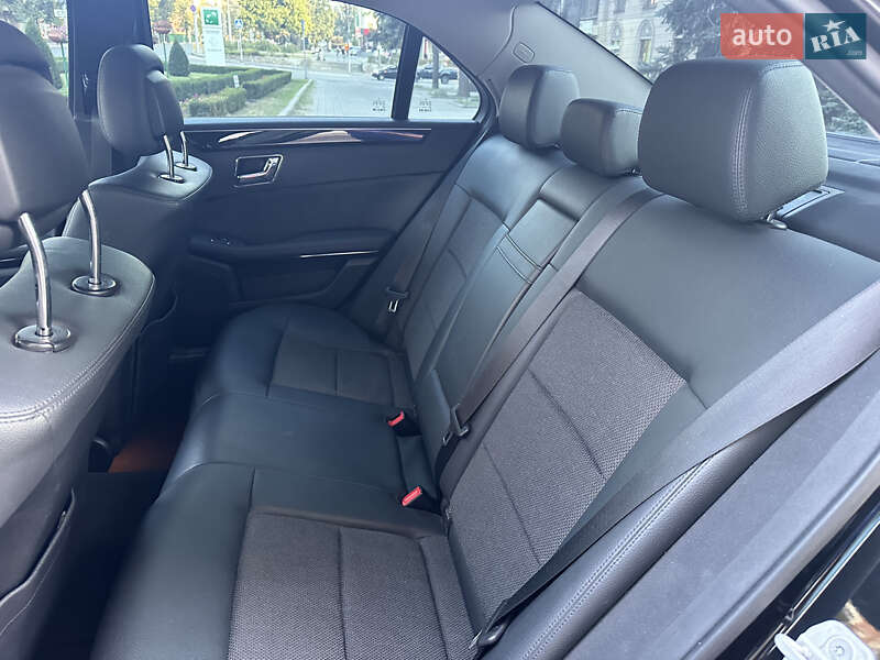 Седан Mercedes-Benz E-Class 2009 в Запоріжжі