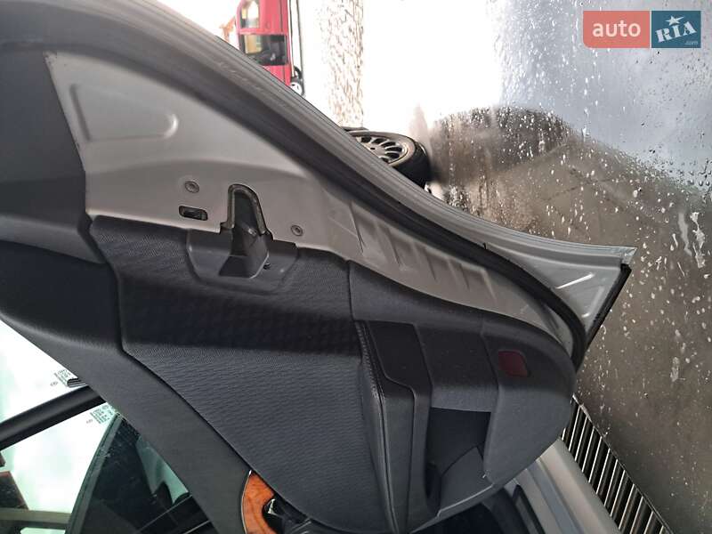 Седан Mercedes-Benz E-Class 2005 в Кельменцях фото 20 Седан Mercedes-Benz E-Class 2005 в Кельменцях